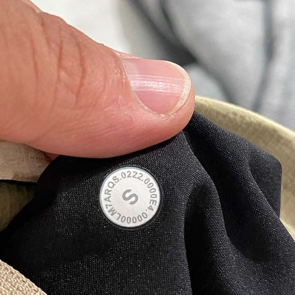 Lululemon Bowline Athletic Shorts - Picture 3 of 4